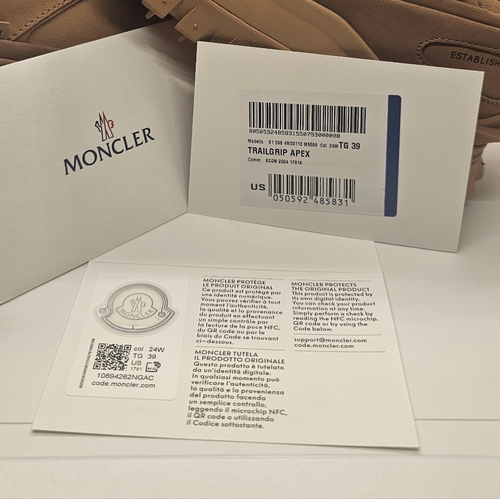 Moncler Trailgrip Apex Sneakers - Picture 10 of 10